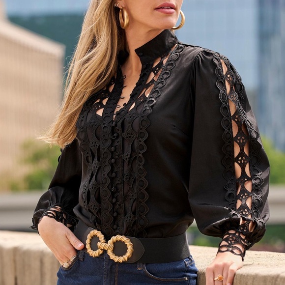 Boston Proper Lace dress Shirt
Size M black - Picture 3 of 4